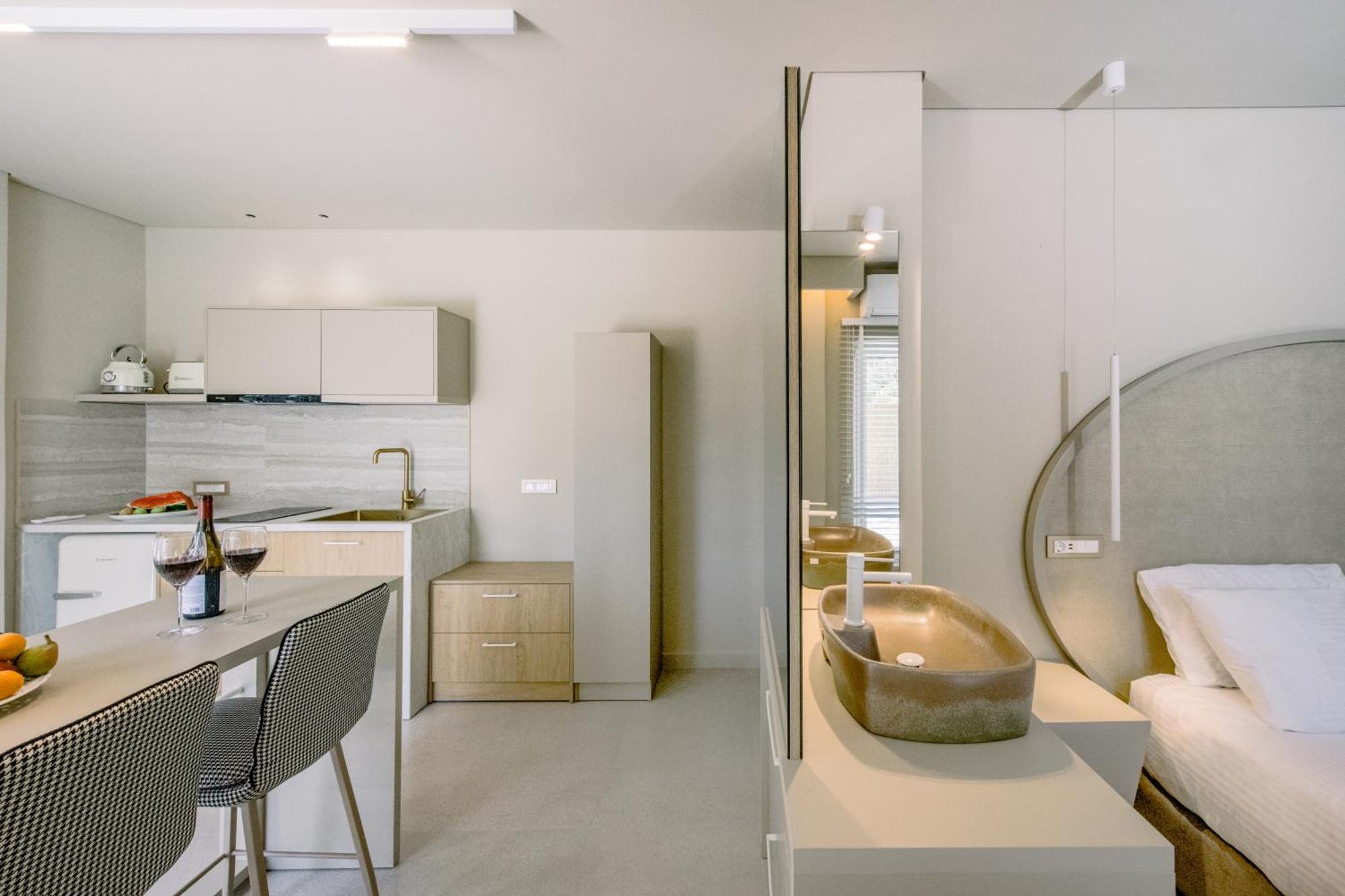 Nidra With Private Pool Apartment